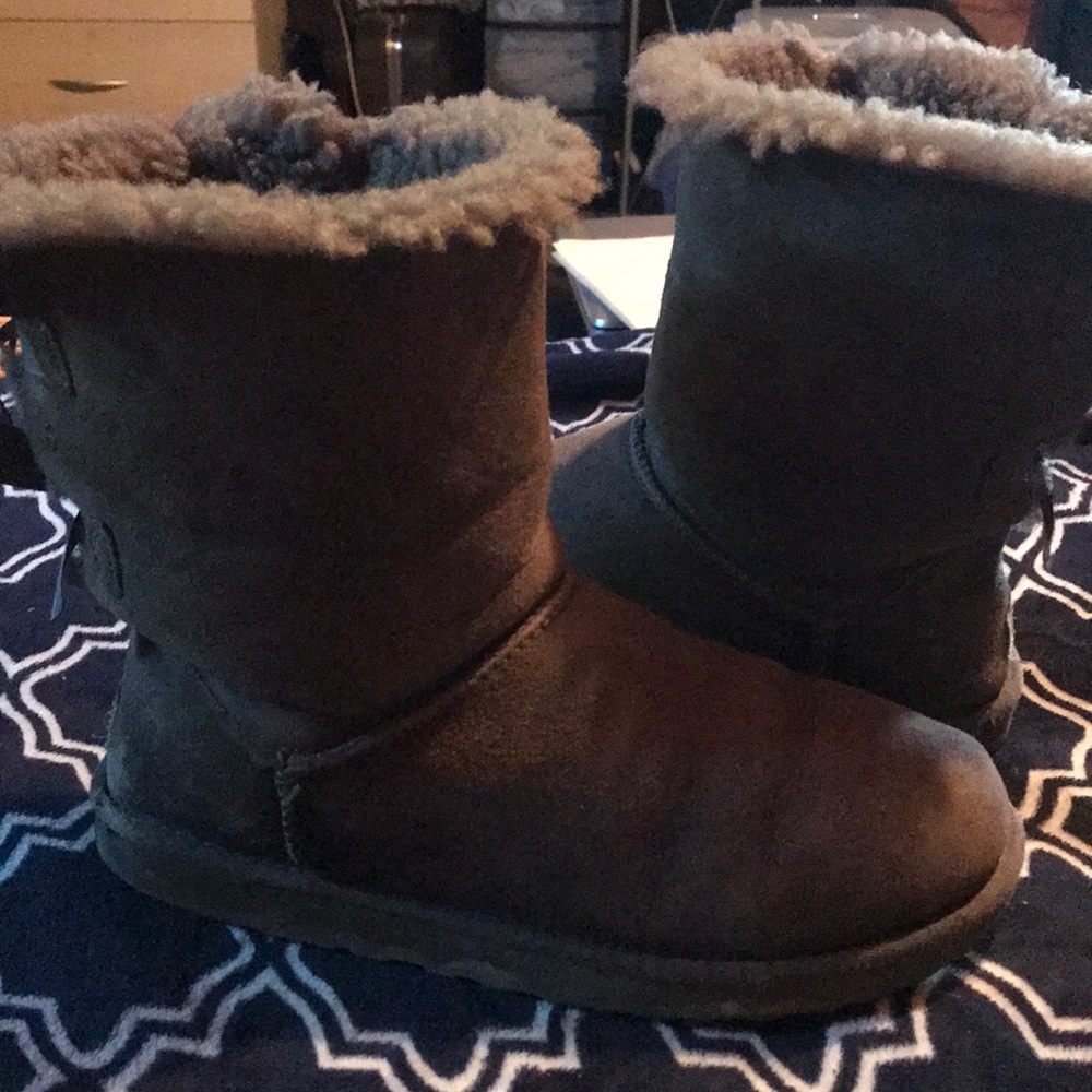 Uggs size 10 - Picture 2 of 3